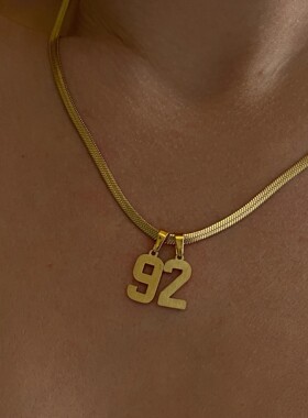 DASEIN ACC小众时髦个性凹造型欧美出口定制钛钢拉丝数字年份项链