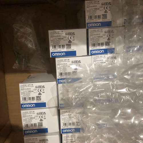 光电传感器 E3Z-GP11B 2M议价