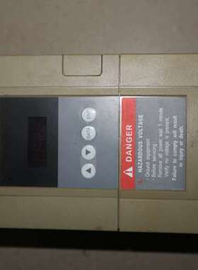 ATV18 0.37KW 220V  ATV18U09M2  变频器  议价