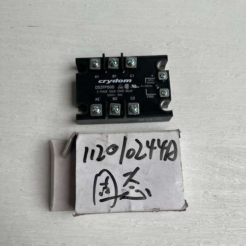 快达固态继电器 D53TP50D 2台 如议价