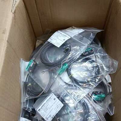 (议价)倍加福OBE12M-R100-2EP-I0光电开