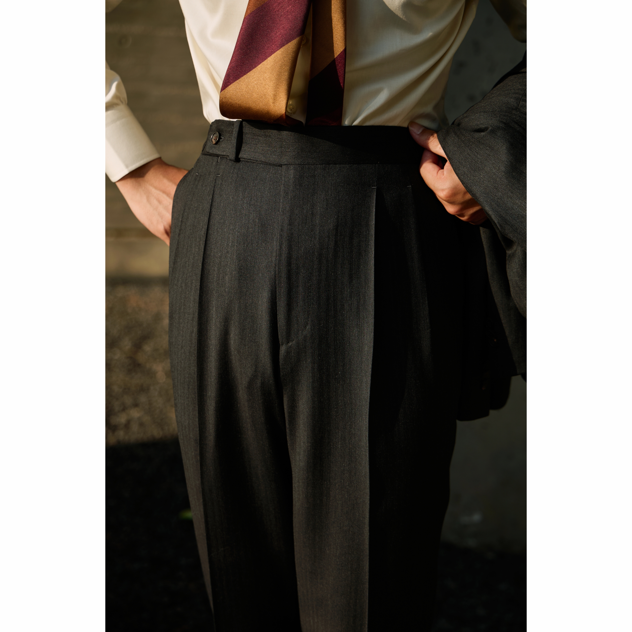 UGENTLE纯羊毛巴黎扣直筒西裤