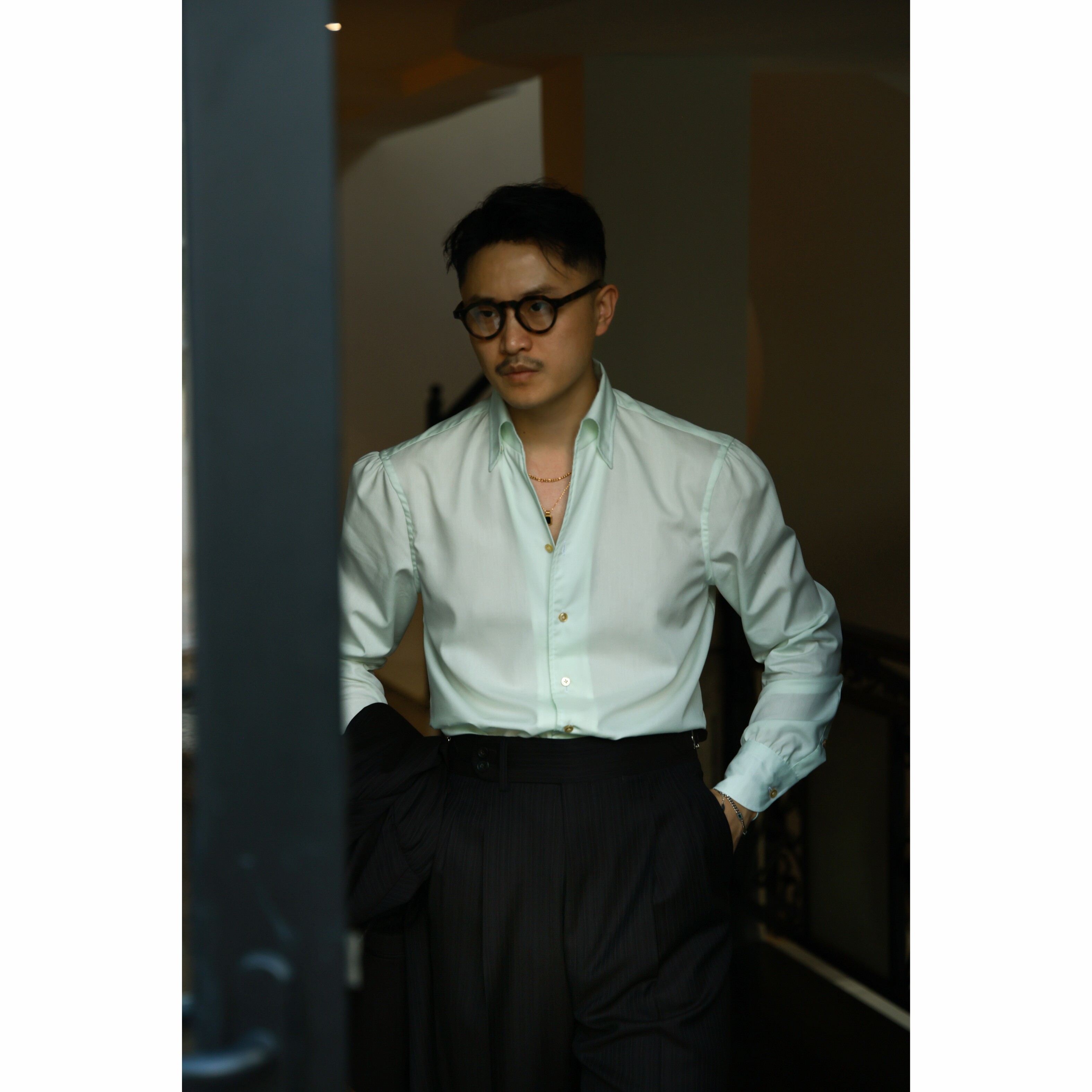 UGENTLE男装 纯棉「奶白绿」意式复古 一片领休闲 绅士长袖衬衫男