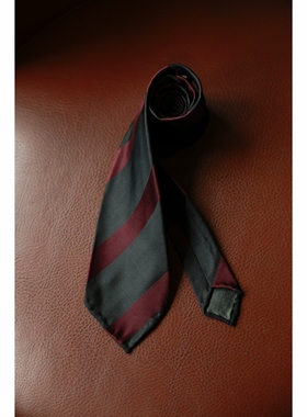 UGENTLE 桑蚕丝《松绿酒红》全手工卷边 意式飘逸领带 3 fold tie