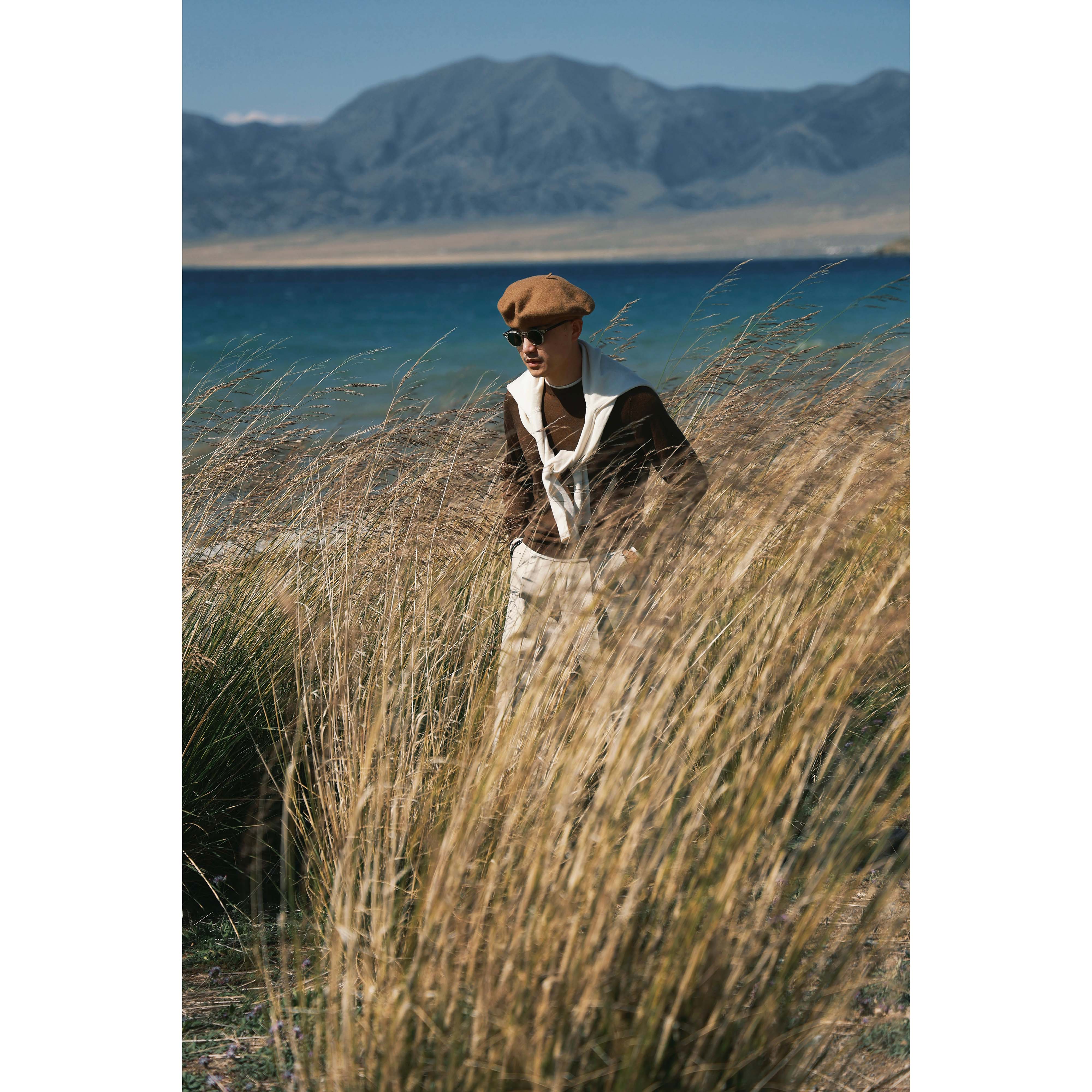 UGENTLE长袖圆领针织，毛衣复古