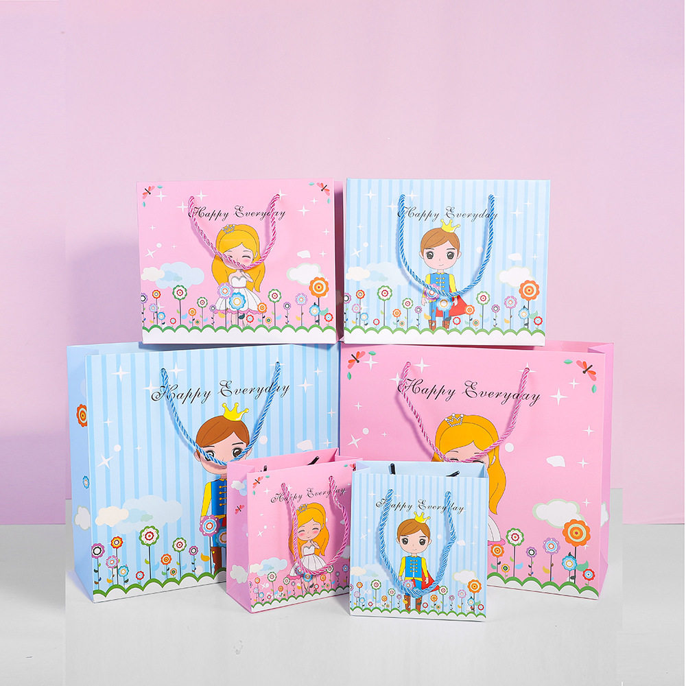 10个装礼物袋纸袋幼儿园儿童节日礼品包装袋大中小号卡通手提袋