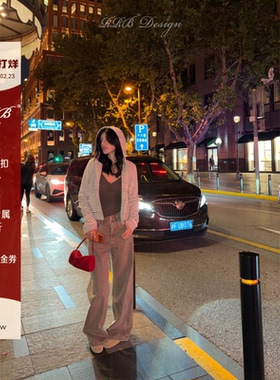 RRB Design 莱赛尔棉混纺工艺洗水时尚气质磨边阔腿牛仔裤