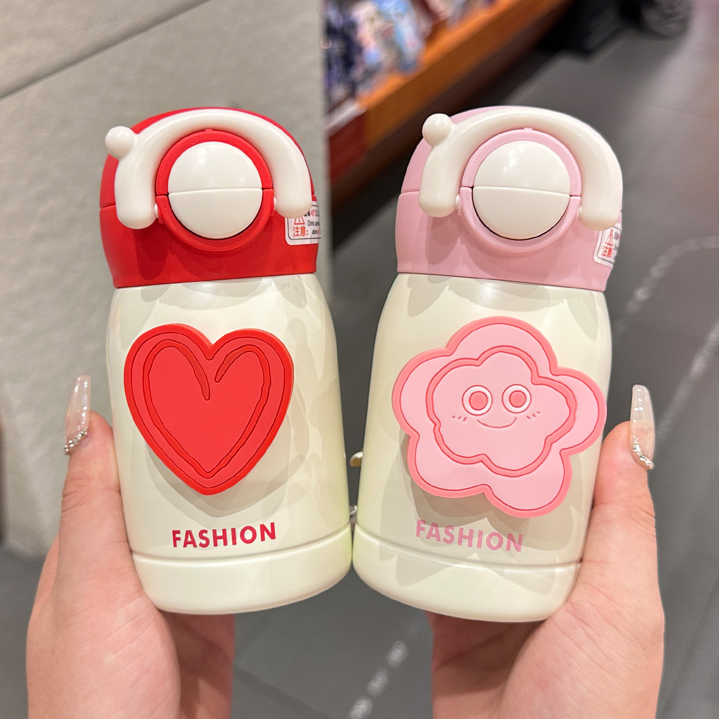 小巧保温杯女便携儿童吸管杯子