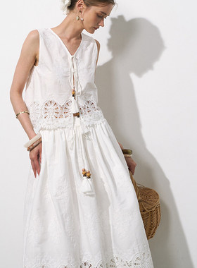 DeesseSicile 白色南法度假波嬉风刺绣镂空马甲半裙身套装女