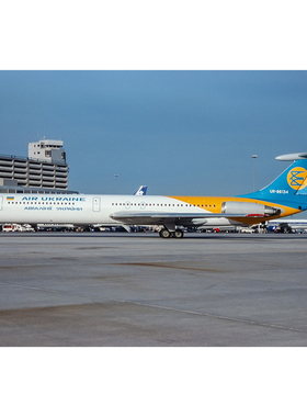 预Phoenix 12069 乌克兰航空 IL-62M UR-86134 飞机模型 1:400