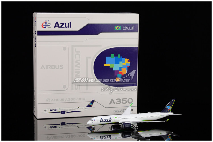 JCWINGS LH4324/A 巴西阿苏尔航空 空客A350-900XWB PR-AOY 1:400 - 实物图