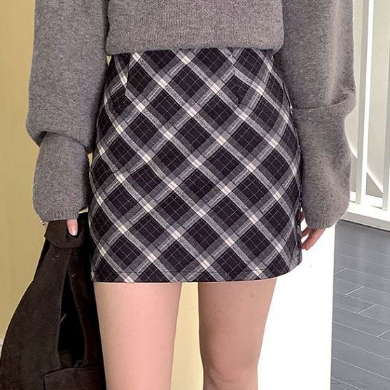 六1004韩国正品10704 半身裙区英伦人气流行秋季瑞丽通勤独特纯色