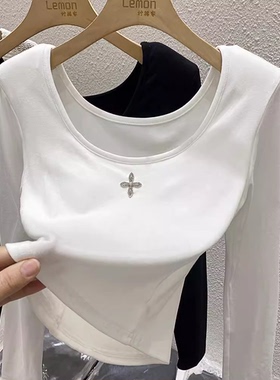 长袖U领T恤女设计感小众秋季内搭辣妹白色打底衫女高级感低领上衣