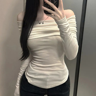 性感一字肩打底衫 T恤女春季 气质内搭上衣 加绒长袖 纯欲风露肩修身