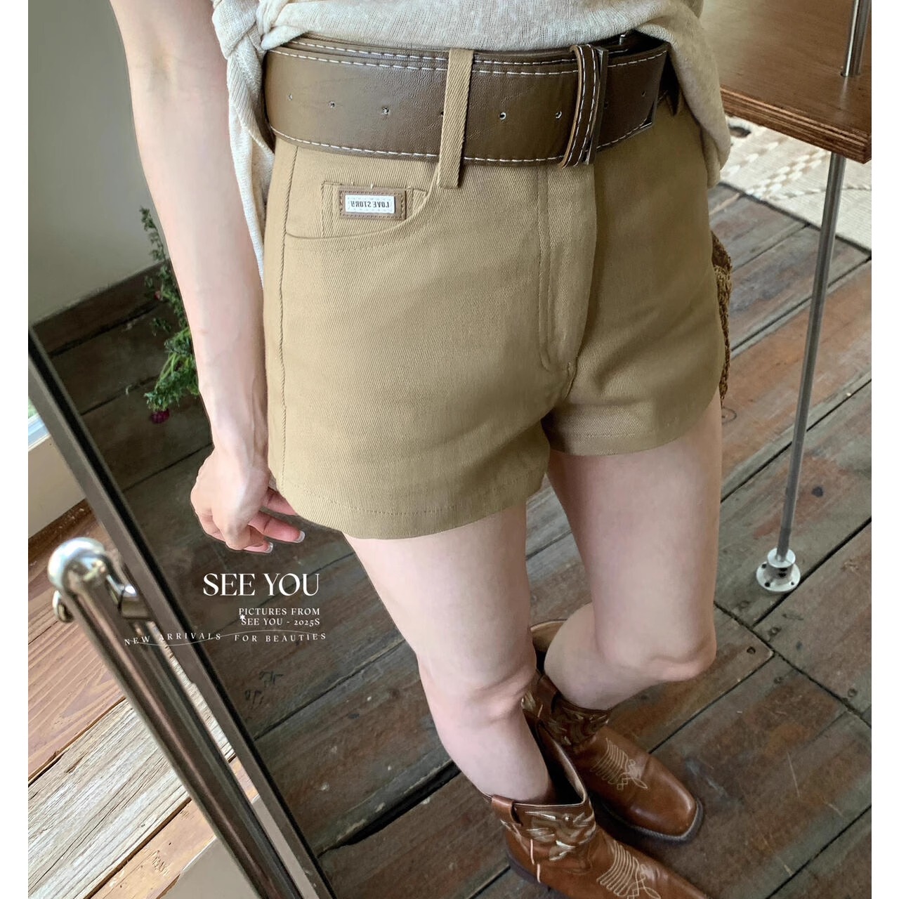 美式复古休闲卡其色短裤女夏季高腰显瘦弹力紧身百搭辣妹包臀热裤