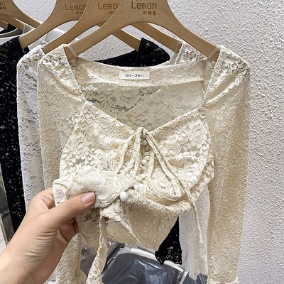 方领镂空蕾丝衬衫女气质短款上衣