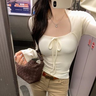 上衣 显瘦高级感带胸垫长袖 方领气质系带内搭打底衫 T恤女秋冬修身
