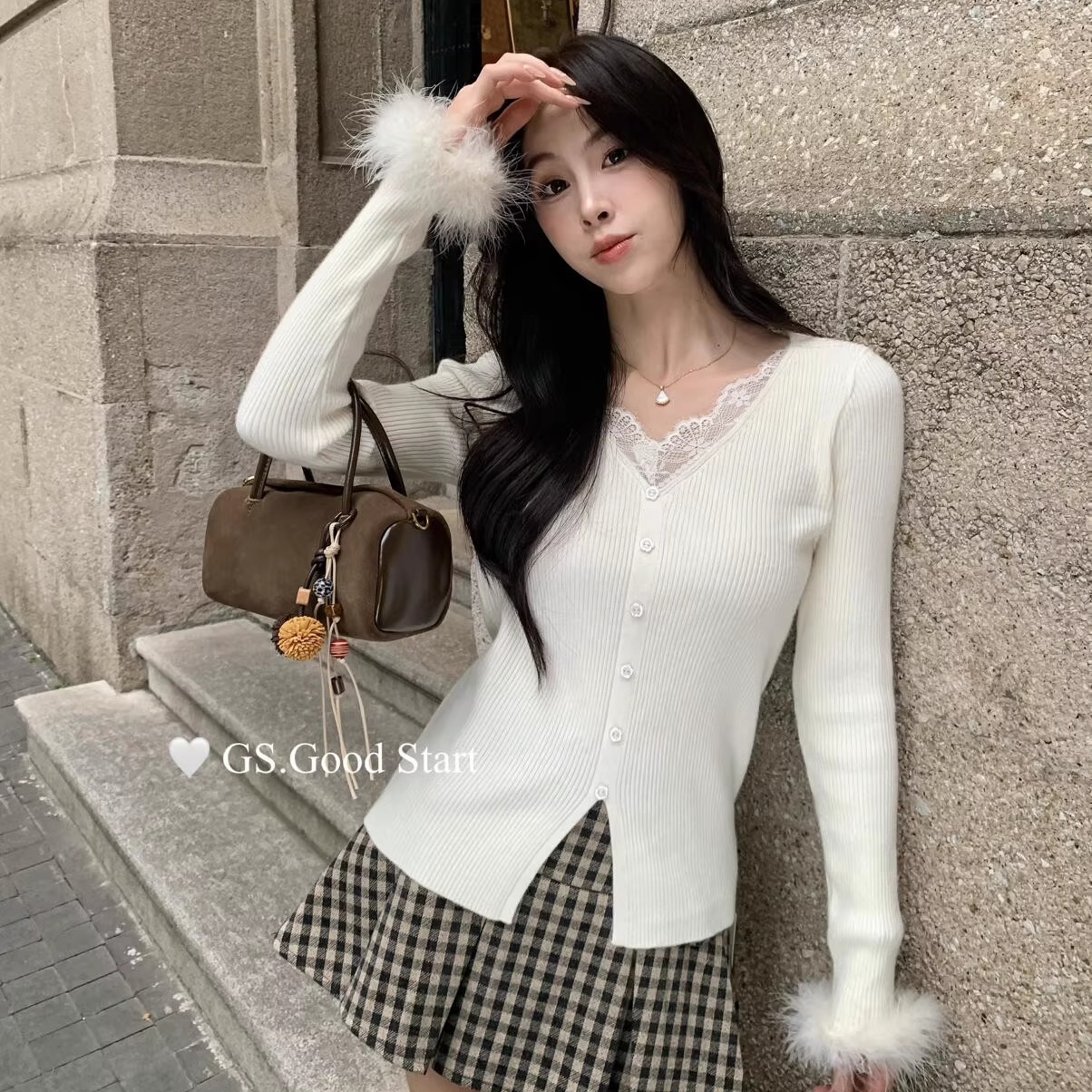 纯欲气质蕾丝V领针织衫女打底衫