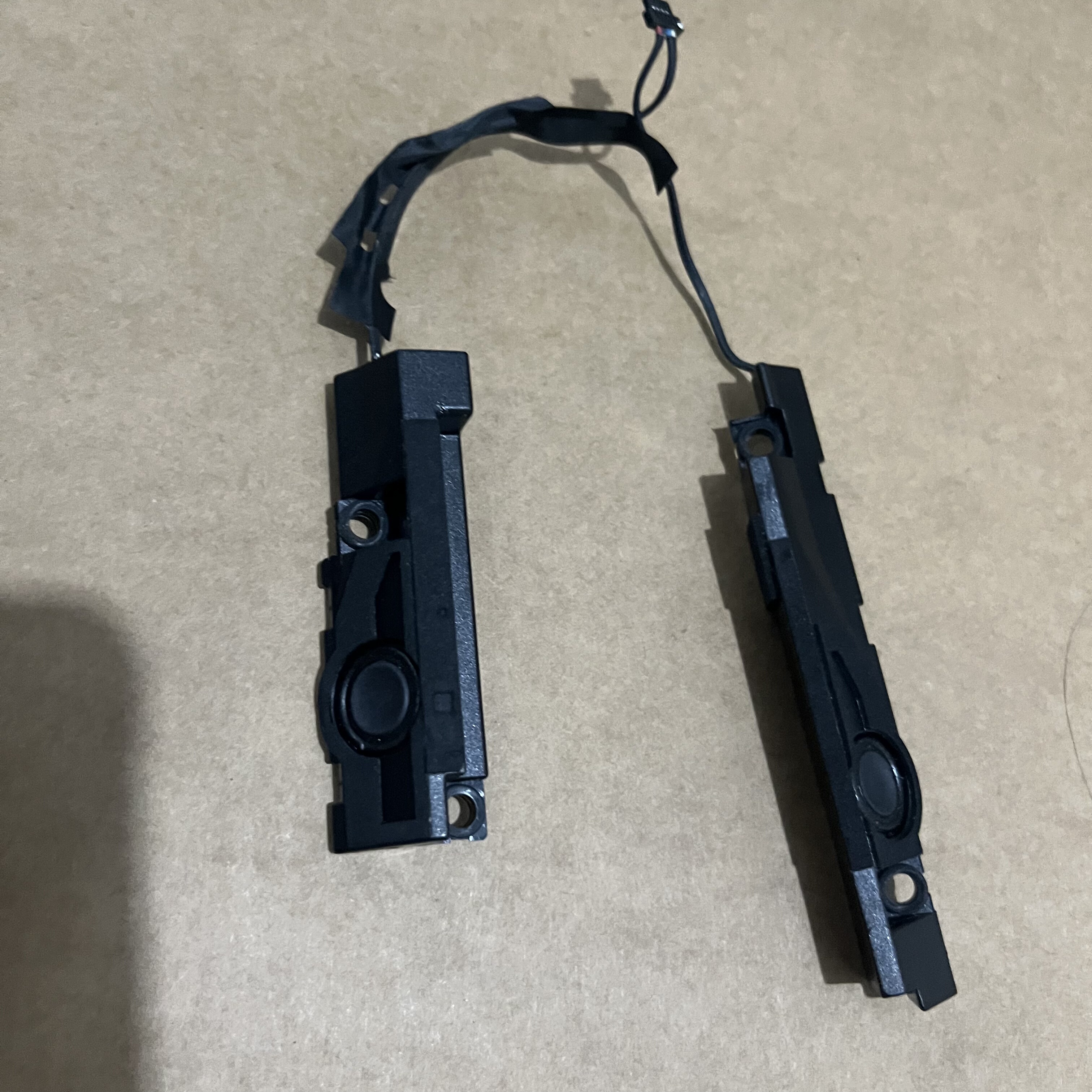 适用 飞行堡垒 FZ53 FX53V ZX53V/VM GL553VW GL553VD 喇叭