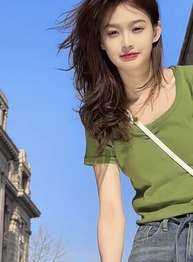绿色短袖t恤女夏季修身圆领打底衫设计感小众内搭短款紧身上衣夏
