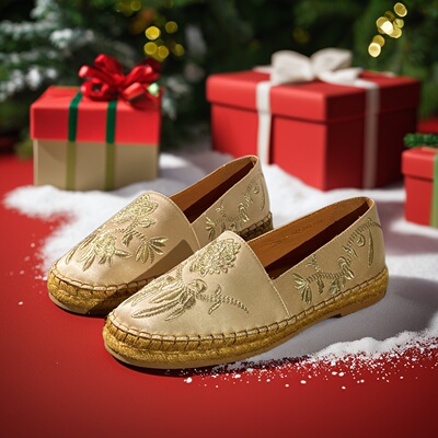 2026新款轻奢断码女鞋清仓新中式刺绣渔夫鞋女一脚蹬休闲单鞋5943