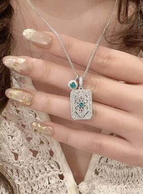 轻奢小众超闪锆石无事牌锁骨链