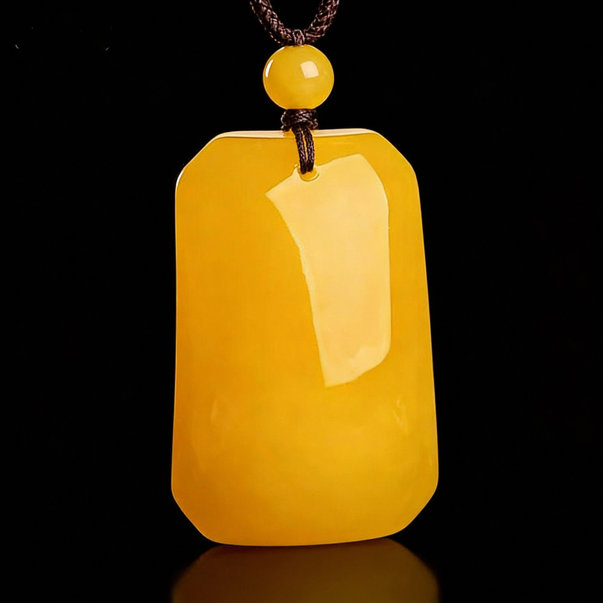 正品鸡油黄蜜蜡水滴貔貅吊坠原石平安扣无事牌项链毛衣链琥珀男女