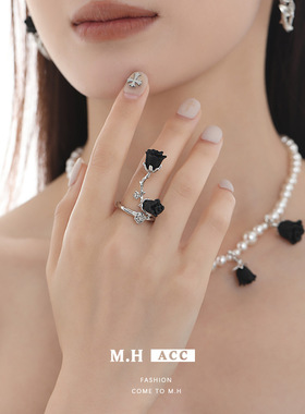 暗夜玫瑰戒指女款ins冷淡风原创设计高级感指环可调节独特食指戒