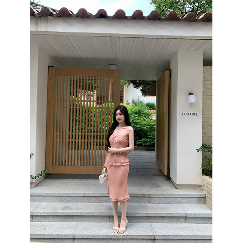 温柔风雪纺吊带上衣/荷叶半裙