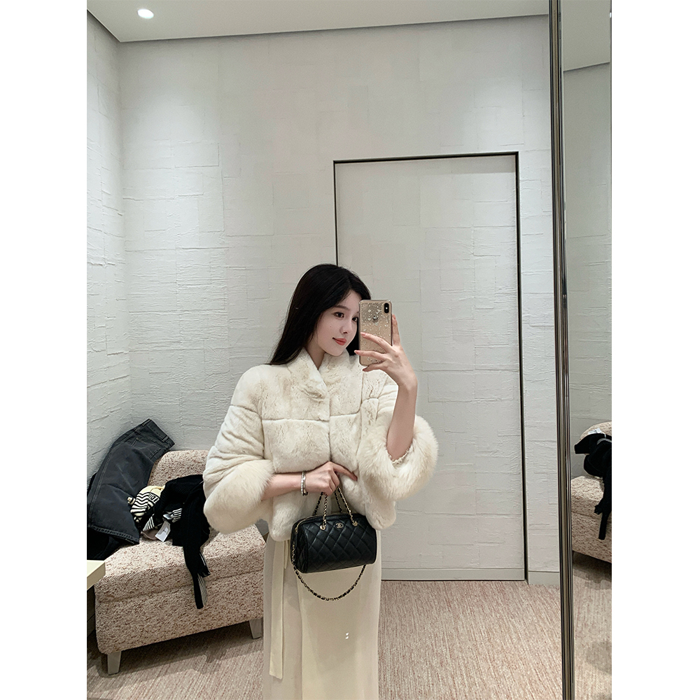厚实獭兔毛皮草保暖短外套女