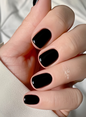 暗黑系美甲显白玛瑙黑 白兔奶昔OPI免烤指甲油Black Onyx纯黑免烤