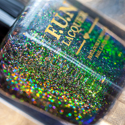 [爆闪亮片]白兔奶昔FUN Lacquer指甲油Magicial H绿色holo亮片