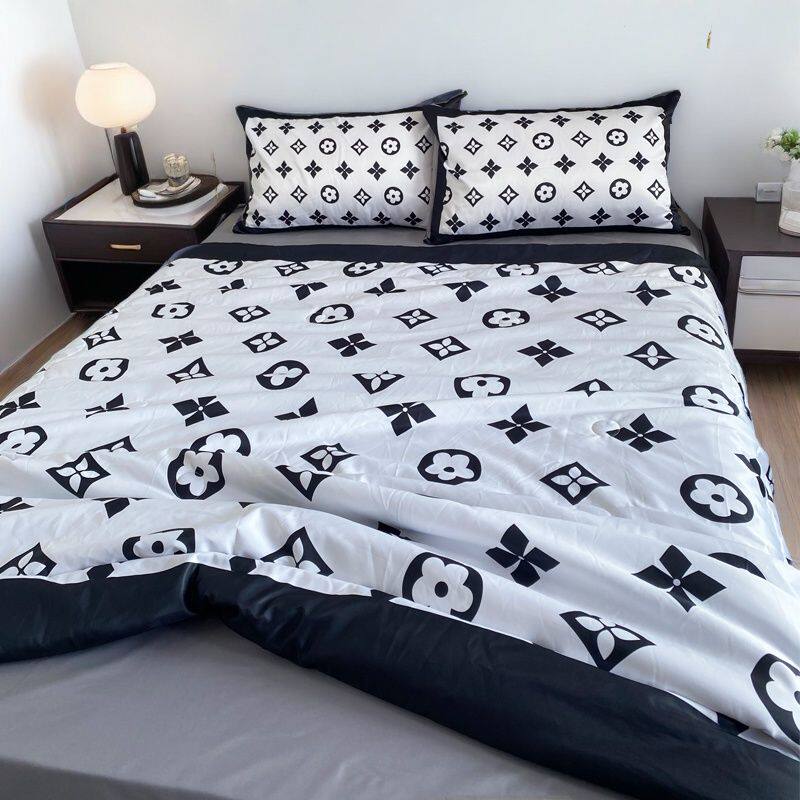 简约北欧夏季凉感水洗真丝夏被四件套可机洗冰丝宿舍空调薄被子