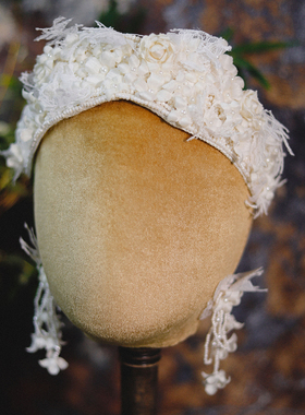 喜看手作白色花瓣发箍发冠新娘结婚气质婚纱礼服复古写真盘发配饰