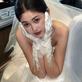 原创手作重工串珠流苏白色缎面手套新娘结婚高端礼服婚纱轻奢配饰