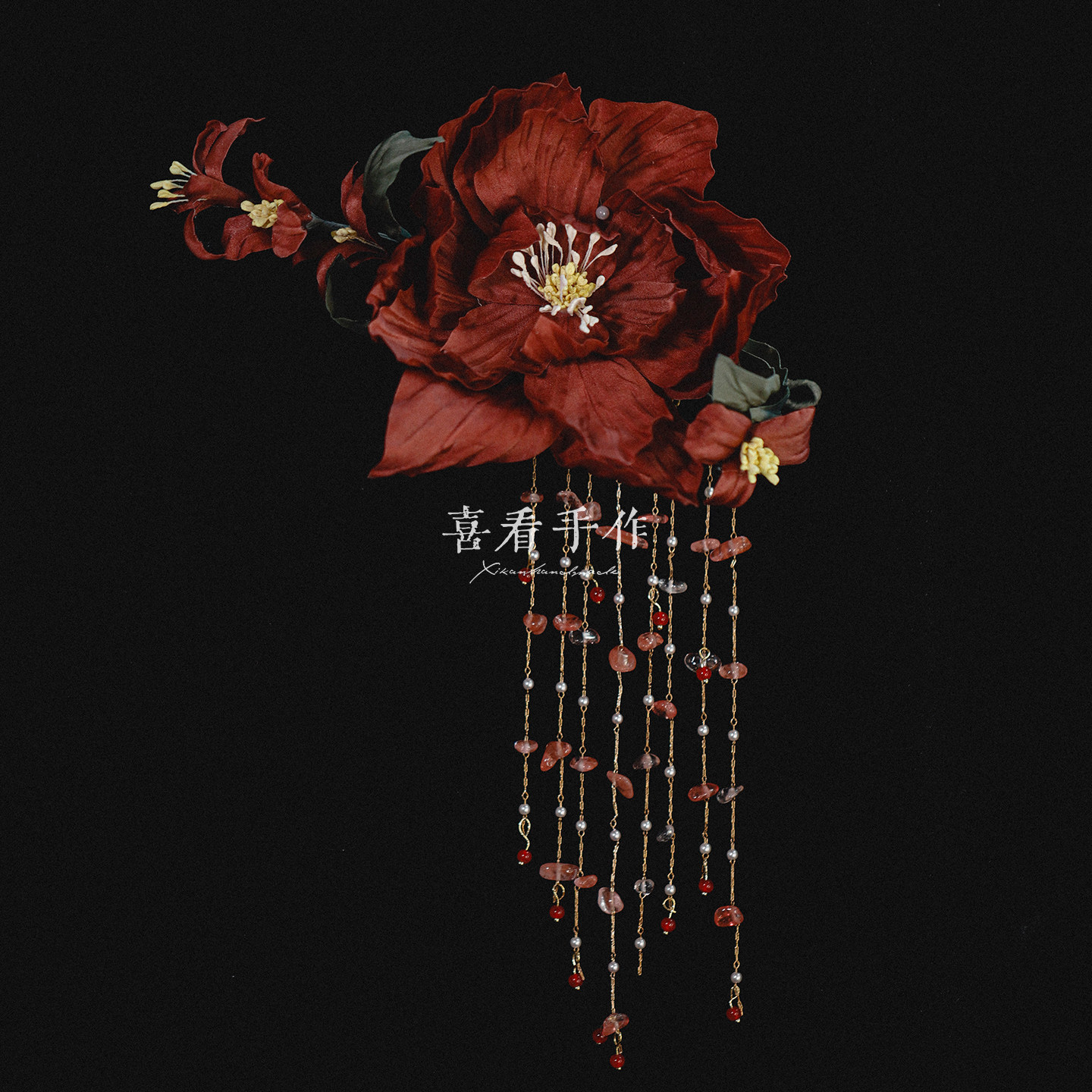 新款红色花瓣流苏侧边夹