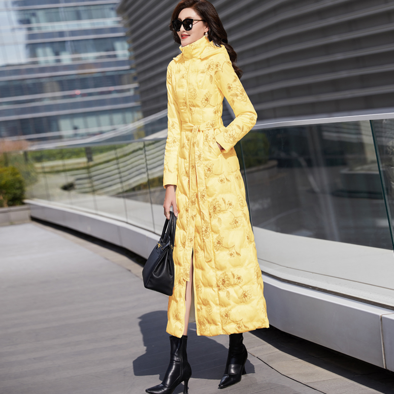 水墨刺绣长款时尚洋气外套