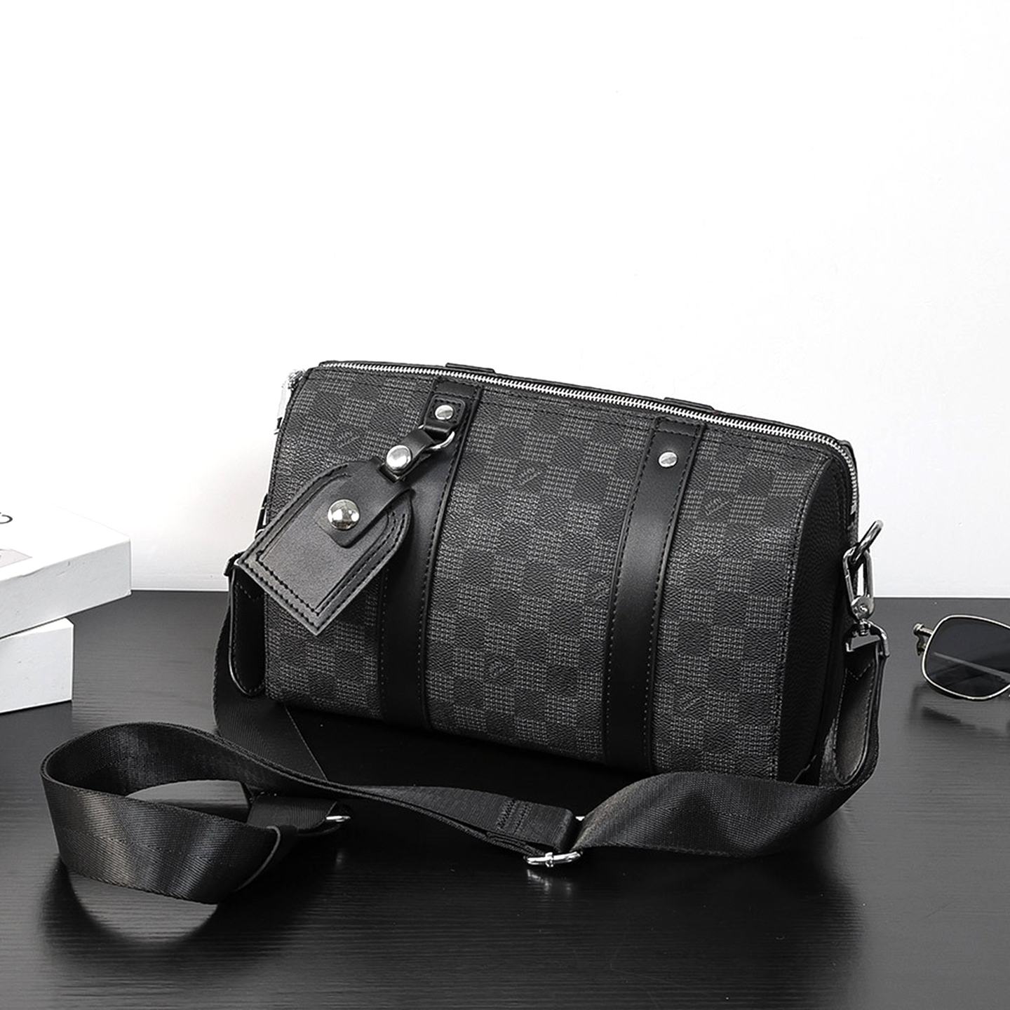 轻商务通勤男挎包横款枕头包