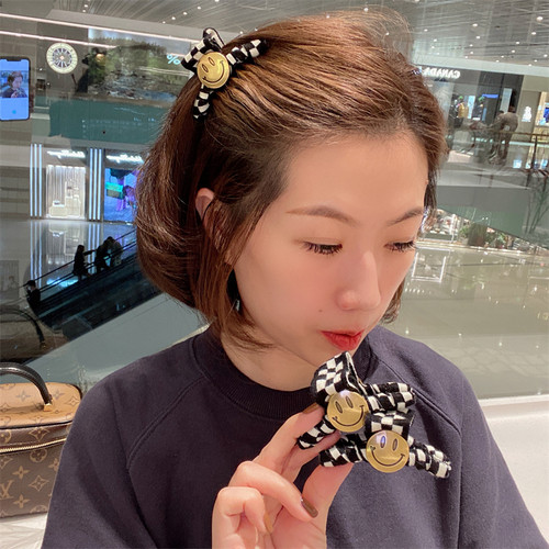 韩国东大门黑白格笑脸刘海抓夹后脑勺抓顶夹盘发发饰可爱发卡头抓