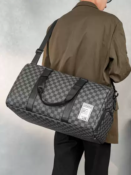Large Capacity Travel Bag Short Trip Luggage Bag Boarding Men's Handbag Shoulder Bag with Independent Shoe Compartment Gym Bag