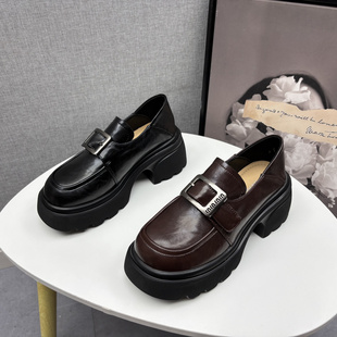 圆头套脚方扣粗跟高跟英伦牛皮单鞋 新款 2025秋季 工厂处理真皮女鞋
