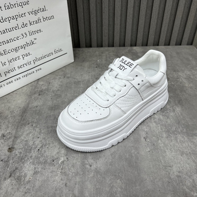 清仓断码处理真皮女鞋2025春季新款圆头松糕厚底小白鞋牛皮板鞋40