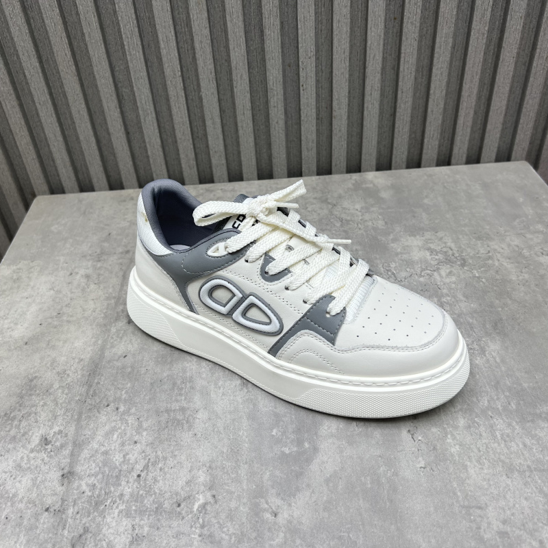 断码处理真皮男鞋2025秋季新款韩版深口低帮平底鞋学院风牛皮板鞋