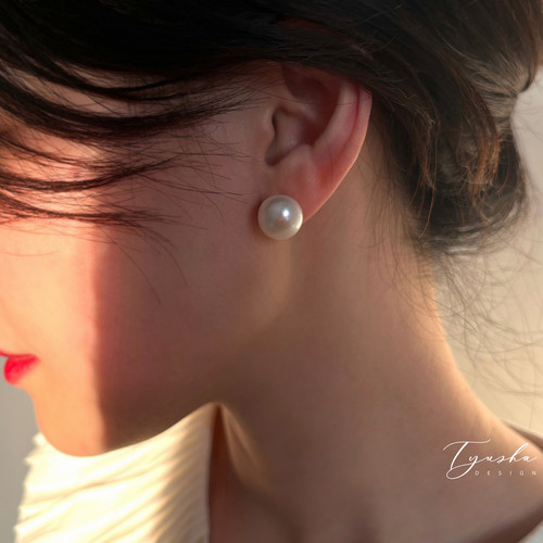 TYUSHA大颗粒天然馒头形珍珠耳钉