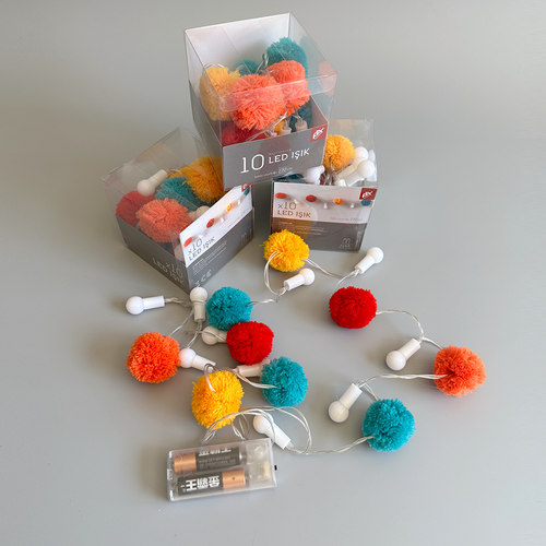 出口土耳其彩色毛球LED灯串