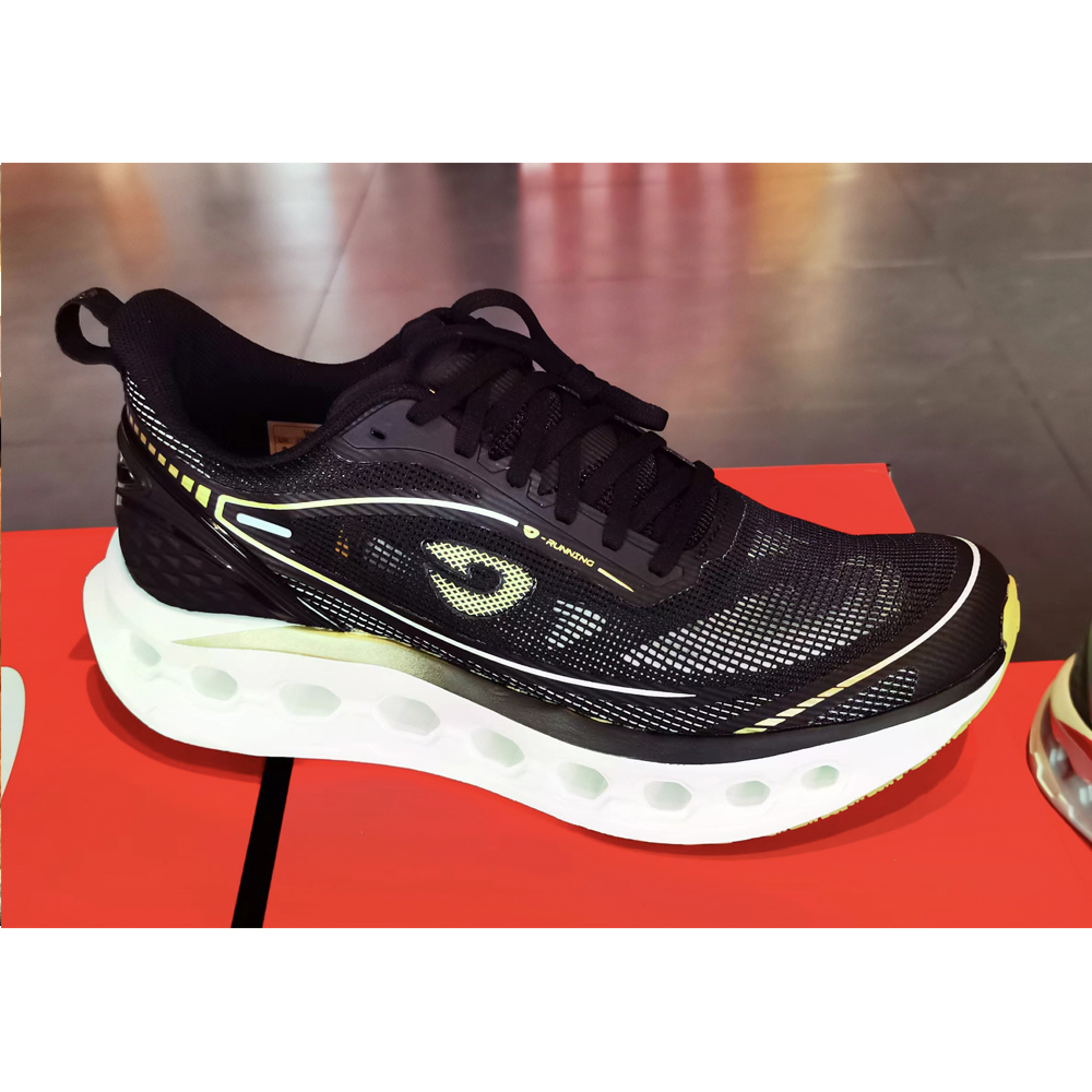 轻便徒步涉水速干溯溪鞋男女款