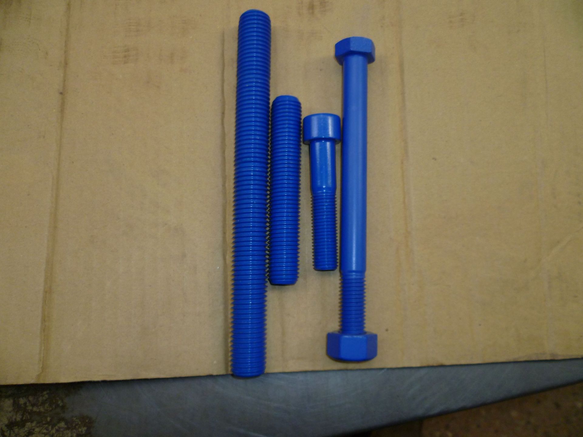 A194 B7 B7M L7 L7M B16 8.8 10.9 12.9螺柱螺栓