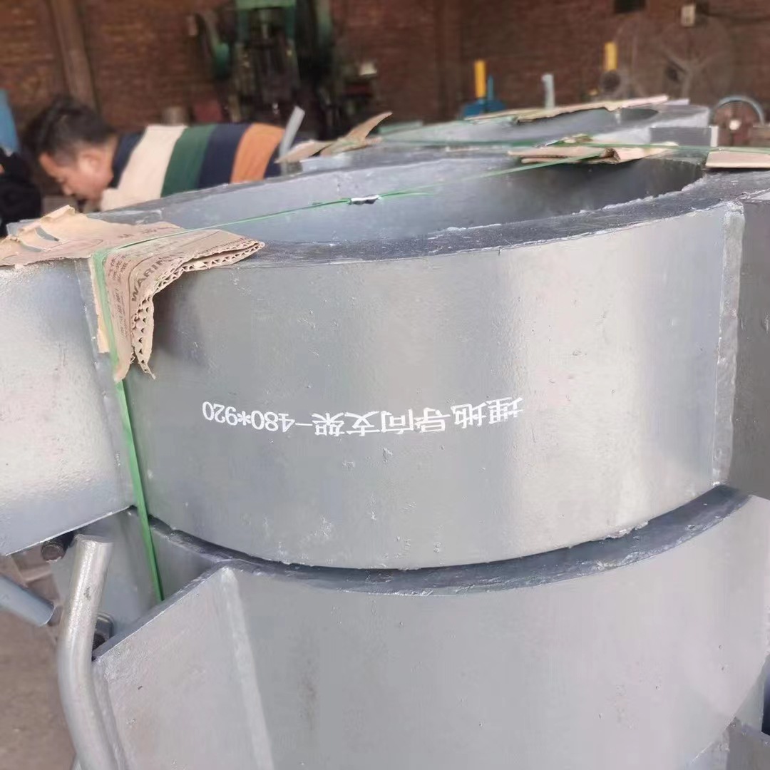 管道支吊架保冷导向管托管夹式109夹式管座滑动支座