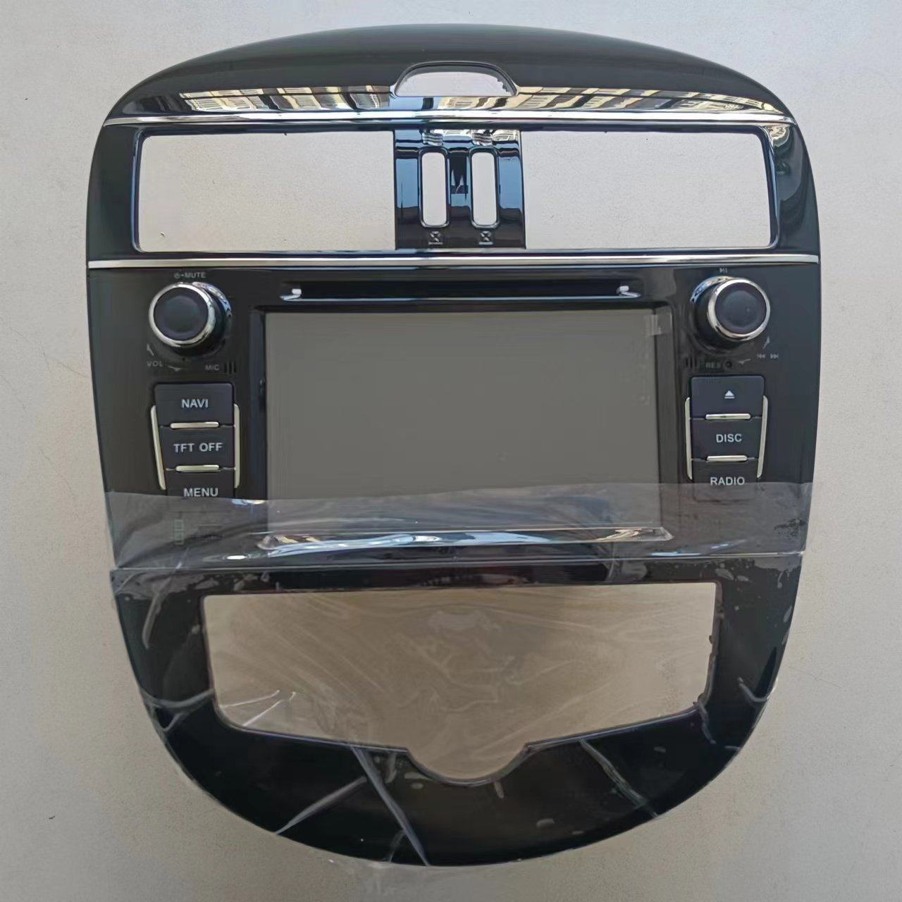 适用11款日产骐达专车载DVD中控高配导航一体机原厂原装原车风格