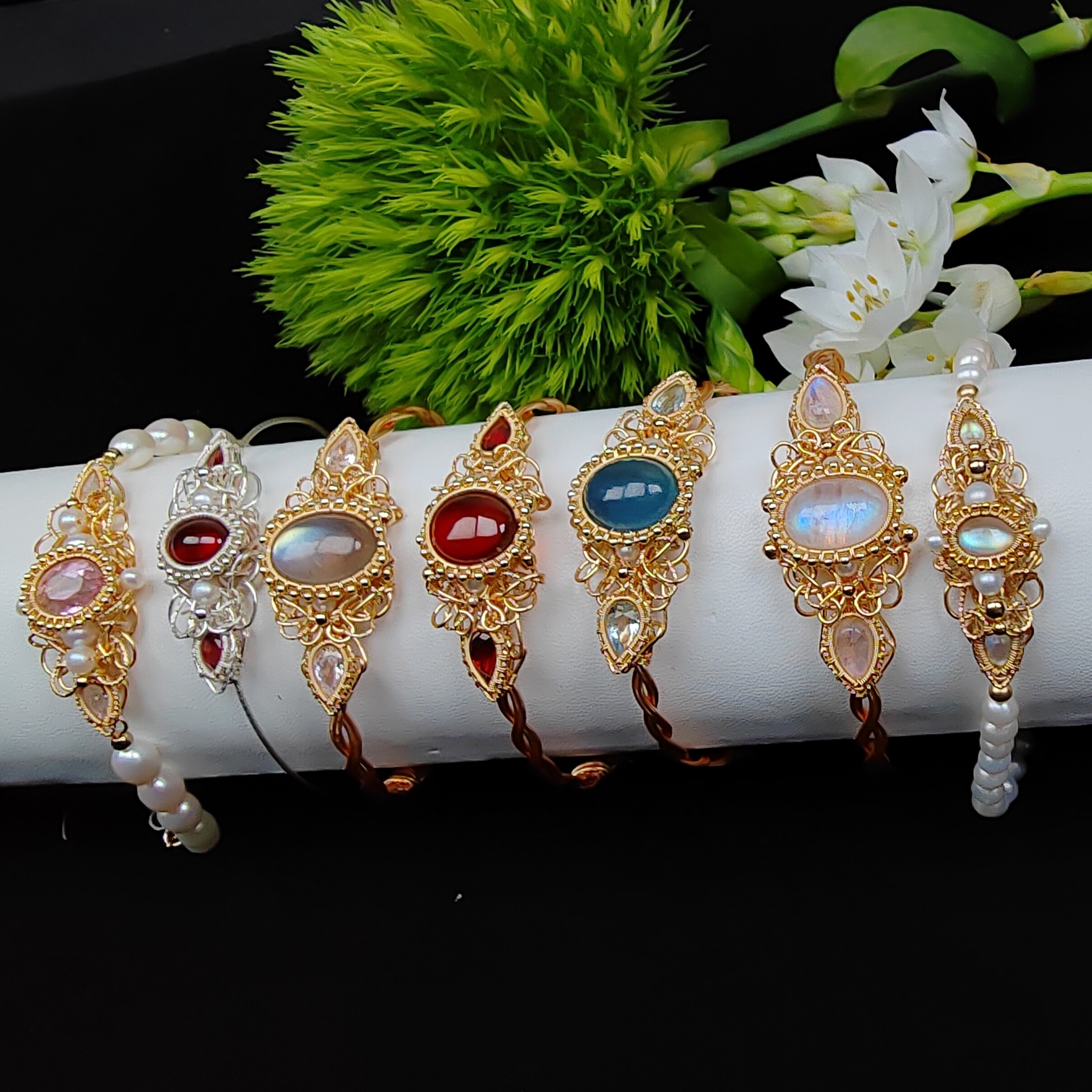 天然海蓝宝石榴石月光石拉长石手工绕线复古珍珠手链紫色水晶手镯